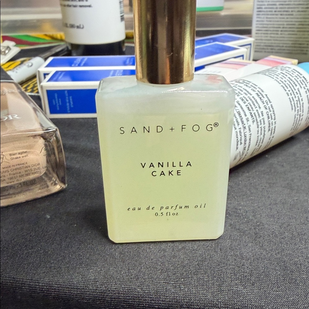 Sand + Fog Vanilla Cake Perfume Oil